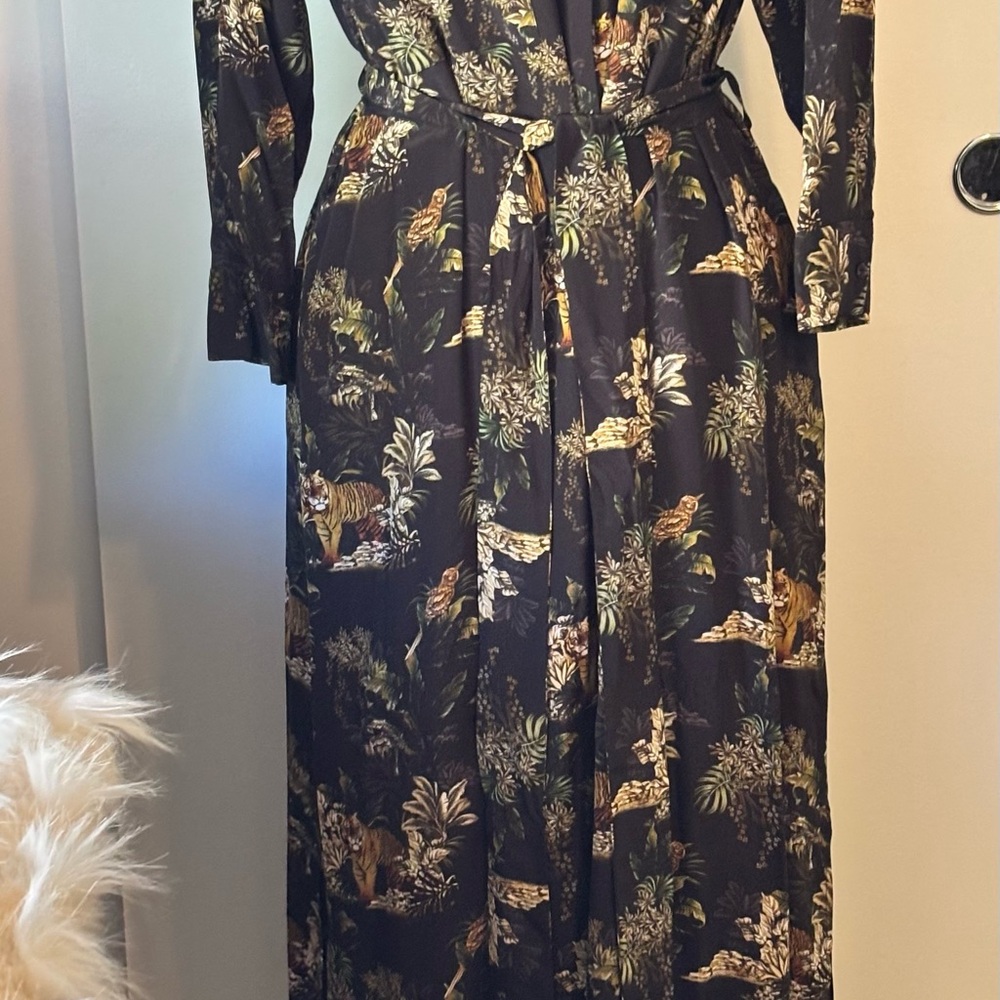 L’Agence black Safari Print Tie-Waist Women's Maxi Dress - Picture 4 of 13